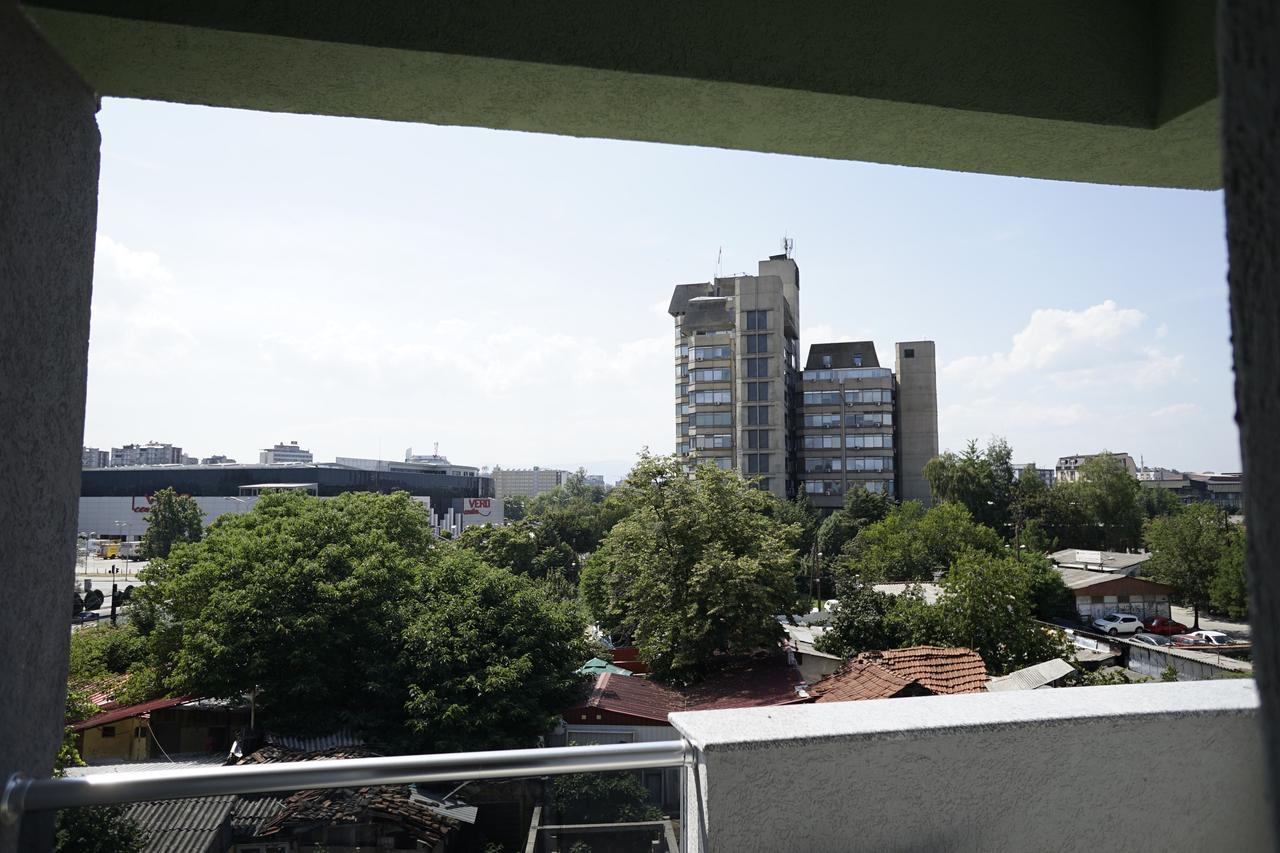 Astera Apart Hotel Skopje Exterior photo